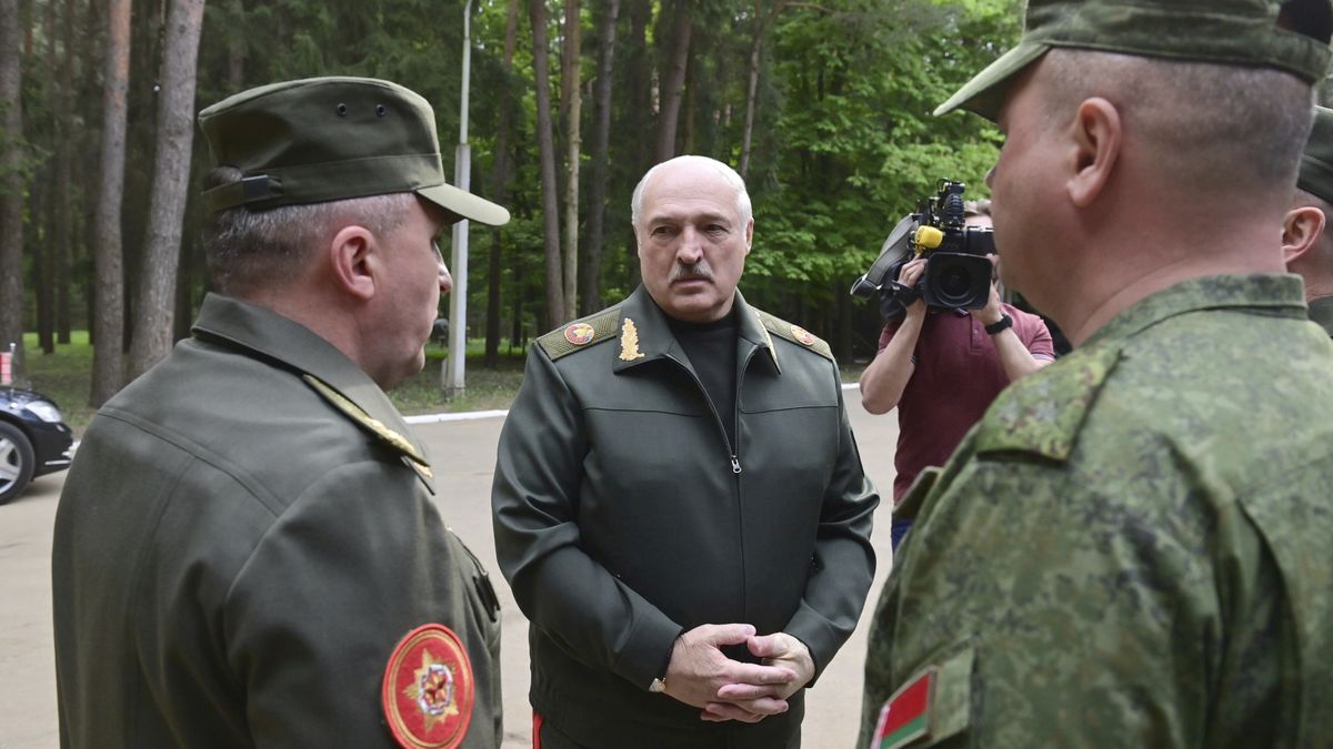 Podepsáno. Rusové v Bělorusku rozmístí jaderné zbraně